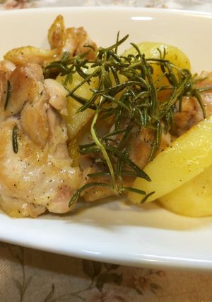 鶏肉、ジャガイモのローズマリーソテー☆-レシピのメイン写真