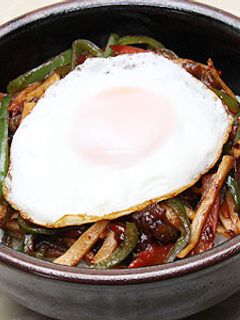 チンジャオロース丼-レシピのメイン写真
