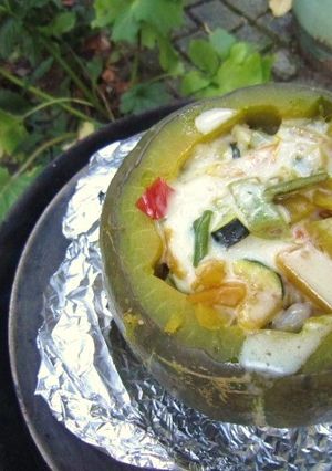 ノブヒェン窯でまるごとかぼちゃグラタン-レシピのメイン写真