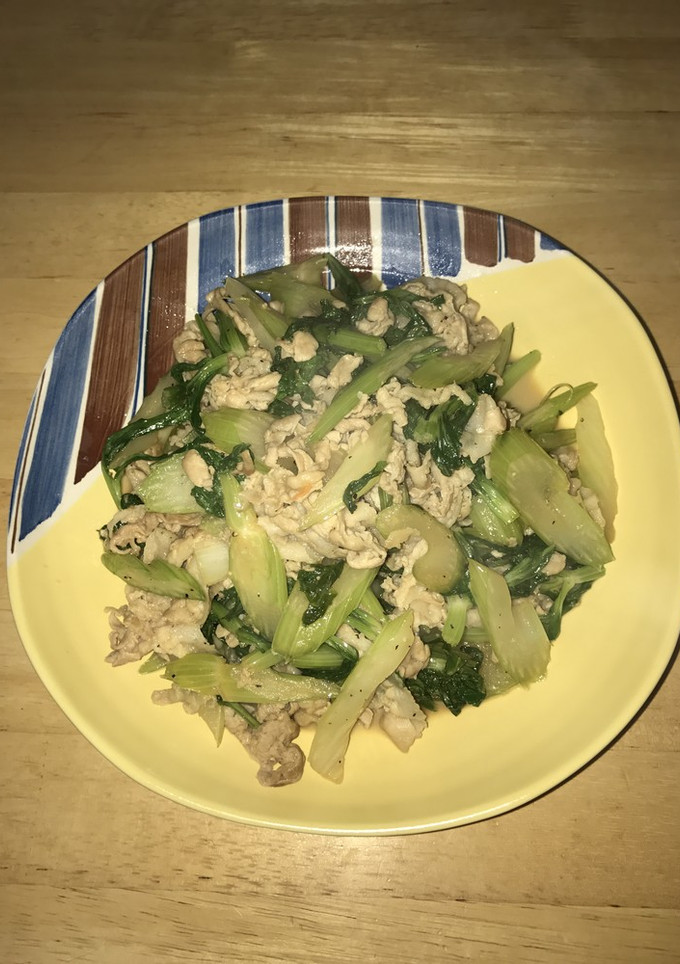 簡単！セロリと豚肉のマヨ炒め-レシピのメイン写真