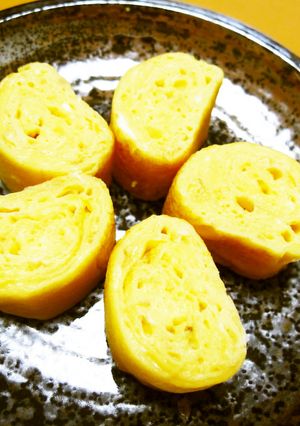 お弁当＆おかずに！豆乳入り塩麹卵焼き-レシピのメイン写真