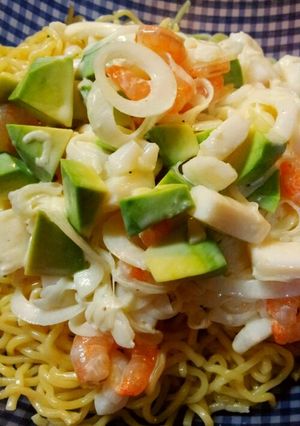 アボカド&シーフードmixラーメンサラダ-レシピのメイン写真