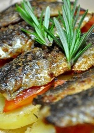 いわし・じゃがいも・トマトの重ね焼き-レシピのメイン写真