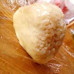 簡単！わさび醤油＆チーズ巻きおにぎり-レシピのメイン写真