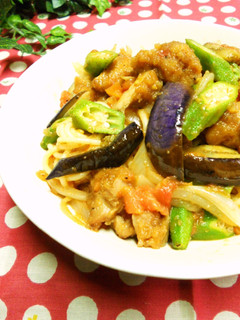 唐揚げとトマトのカレー風味パスタ-レシピのメイン写真