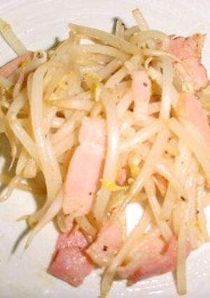 適当簡単もやしとベーコンのナンプラー炒め-レシピのメイン写真