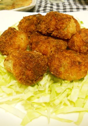 豆腐MIX♪カリっと！ぷりぷり海鮮だんご-レシピのメイン写真