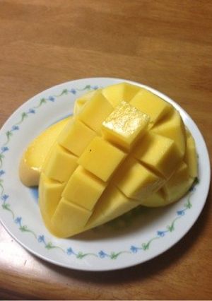 マンゴーの綺麗な切り方-レシピのメイン写真