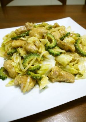 鶏肉のゴーヤとキャベツのカレーマヨ炒め♪-レシピのメイン写真