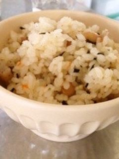 便利な簡単炊き込みご飯-レシピのメイン写真