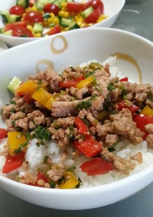 豚挽き肉の彩りさっぱり丼-レシピのメイン写真
