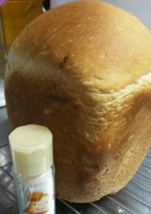 HBでキャラメル風味のふんわり食パン-レシピのメイン写真