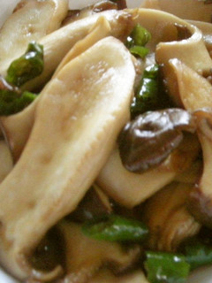 えりんぎと青唐辛子の炒め物-レシピのメイン写真