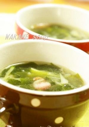 牛ダシダで韓国わかめスープ-レシピのメイン写真
