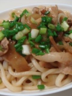 焼き肉のたれで簡単♪がっつり焼きうどん-レシピのメイン写真