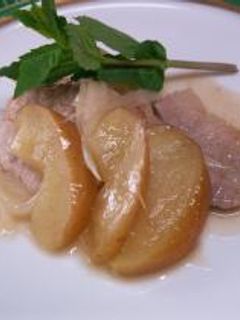 ポークとりんごの煮込み-レシピのメイン写真
