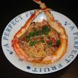 蟹とイカのトマトソースパスタ
