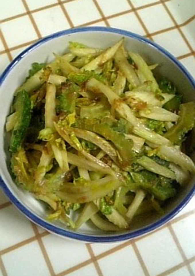 セロリとゴーヤの炒め物-レシピのメイン写真