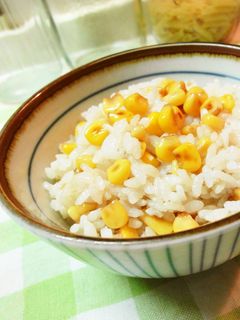 ランチに*とうもろこしの混ぜご飯*-レシピのメイン写真