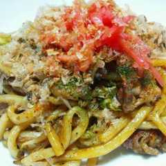 รูปของ 塩麹・醤油麹・オイスターSの焼きうどん☆