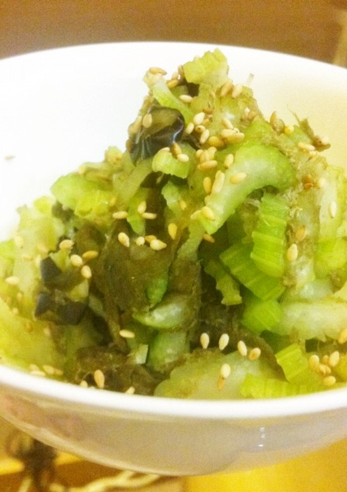 セロリのとろろ昆布和え-レシピのメイン写真