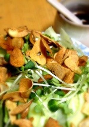 にんにくチップのレタスサラダ。-レシピのメイン写真