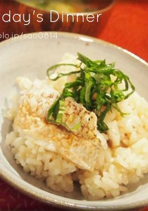 土鍋で作る、塩麹でふっくら鯛めし♪-レシピのメイン写真