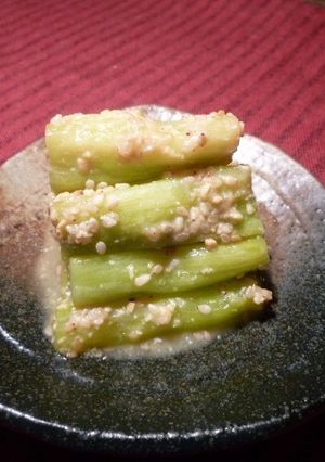 青ずいきを酢味噌で漬けたん　京都カフェ-レシピのメイン写真