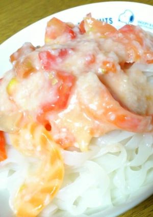 トマトとサーモンの冷製塩麹パスタ-レシピのメイン写真