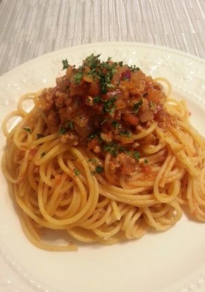 簡単♪ピリ辛トマトミートソースパスタ-レシピのメイン写真
