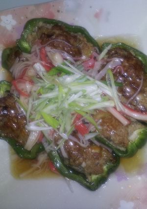 中華風ﾋﾟｰﾏﾝの肉詰め-レシピのメイン写真