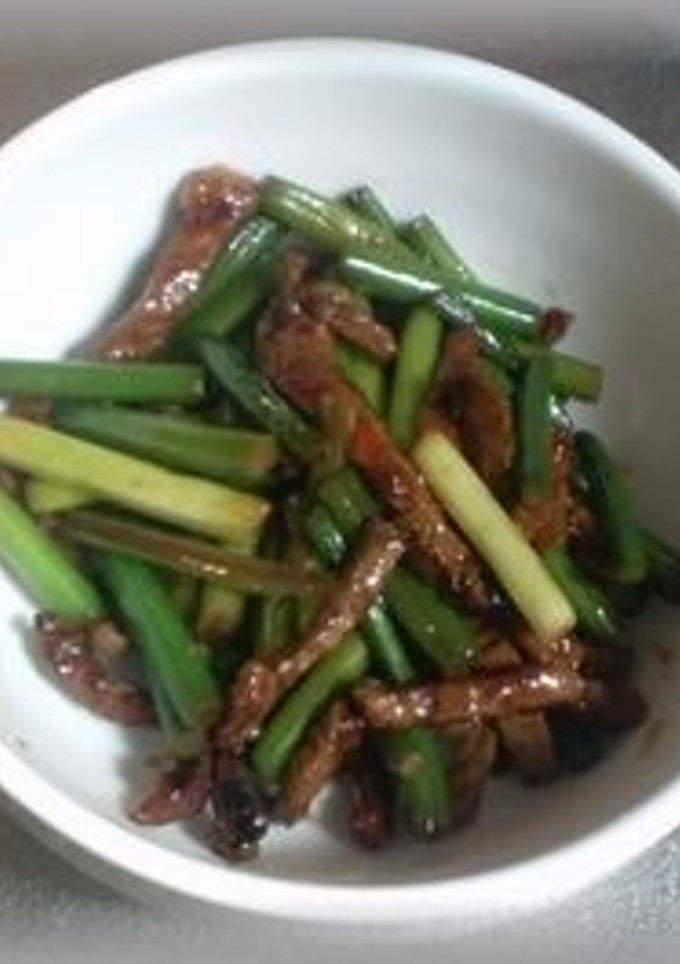 牛肉のにんにくの芽炒め-レシピのメイン写真