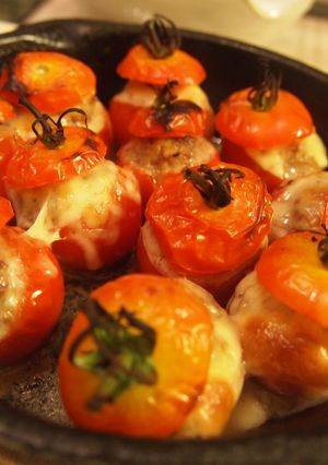 ころころプチトマトの肉詰めチーズ焼き♪-レシピのメイン写真