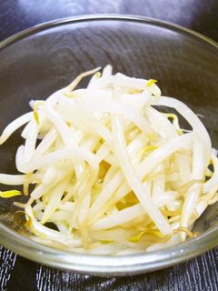 焼肉屋さんの味!レンジdeもやしナムル-レシピのメイン写真