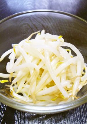 焼肉屋さんの味！レンジdeもやしナムル-レシピのメイン写真