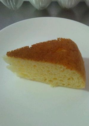 HMと炊飯器でふわふわヨーグルトケーキ♪-レシピのメイン写真