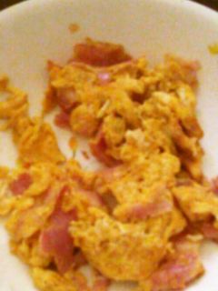 朝食に♪ベーコンスクランブルエッグ-レシピのメイン写真