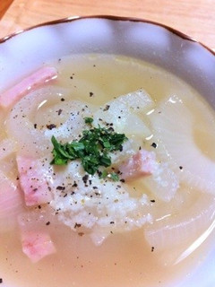 簡単!毎日食べたい☆玉ねぎコンソメスープ-レシピのメイン写真