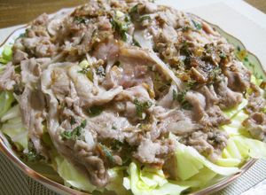 レンジで簡単！キャベツともやしを梅豚肉で-レシピのメイン写真