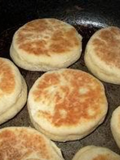 フライパンでホットビスケット-レシピのメイン写真