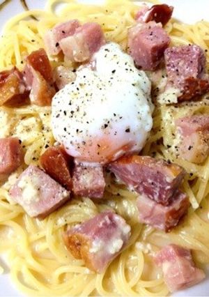 厚切りベーコンと温玉のカルボナーラ-レシピのメイン写真