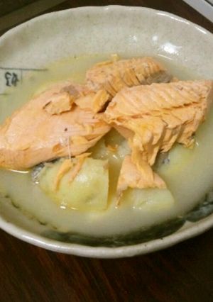 簡単！絶品！鮭とじゃがいも煮-レシピのメイン写真