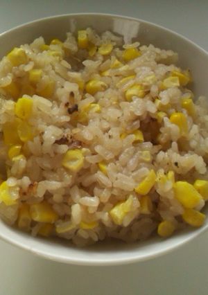 土鍋で炊くとうもろこしごはん-レシピのメイン写真