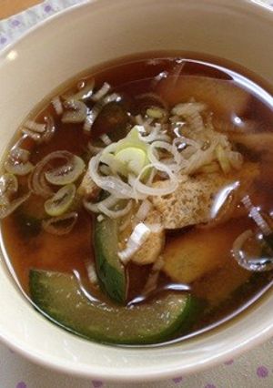 母の味♬きゅうりと油揚げの味噌汁-レシピのメイン写真