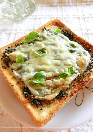 胡麻×椎茸茶のバジル風味トースト-レシピのメイン写真