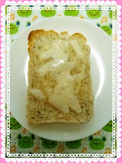 マヨチーズトースト-レシピのメイン写真