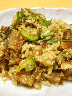混ぜるだけ!うなぎときゅうりの混ぜご飯-レシピのメイン写真