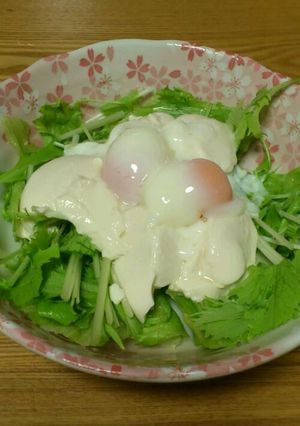 簡単♪豆腐の温卵のせサラダ-レシピのメイン写真