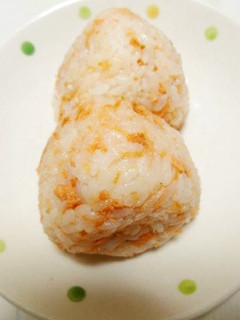 超簡単!!鮭ほぐしおにぎり★-レシピのメイン写真