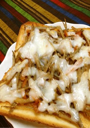 残ったきんぴらで♪きんぴらチーズトースト-レシピのメイン写真